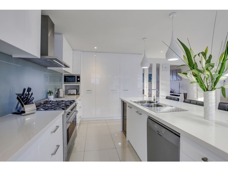 8 Regal Court, Seven Mile Beach TAS 7170