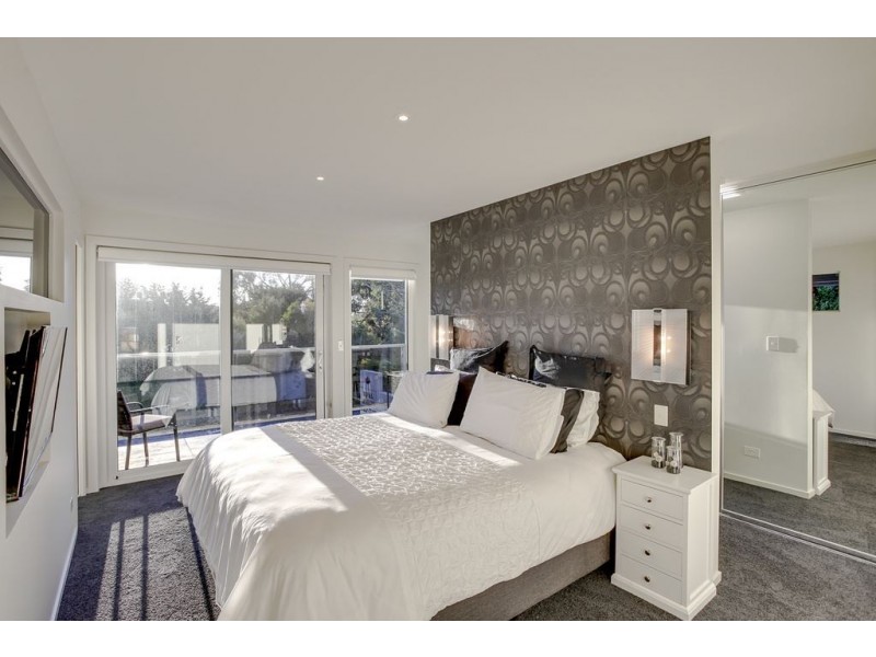 8 Regal Court, Seven Mile Beach TAS 7170