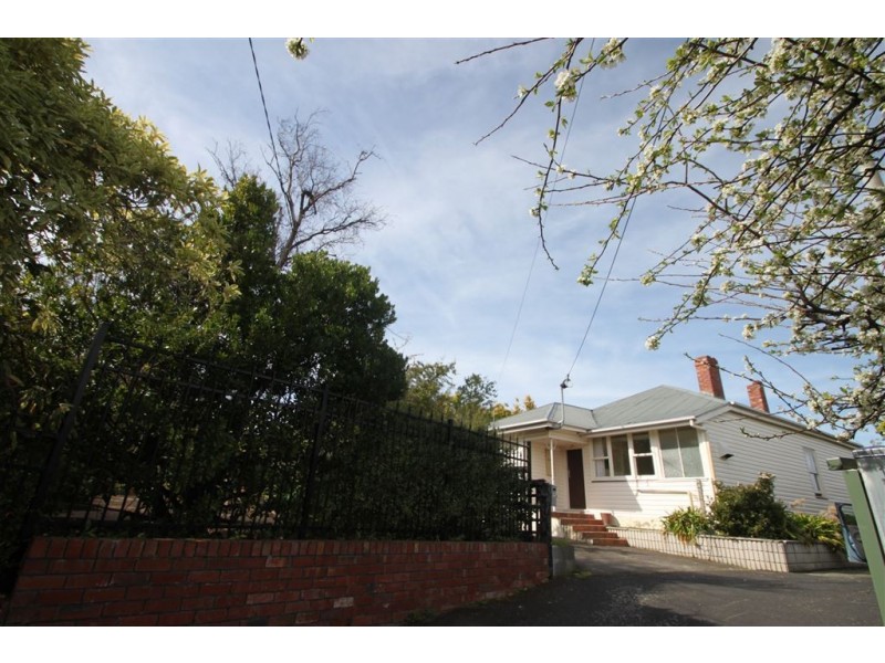 1/22 Sunnyside Road, New Town TAS 7008