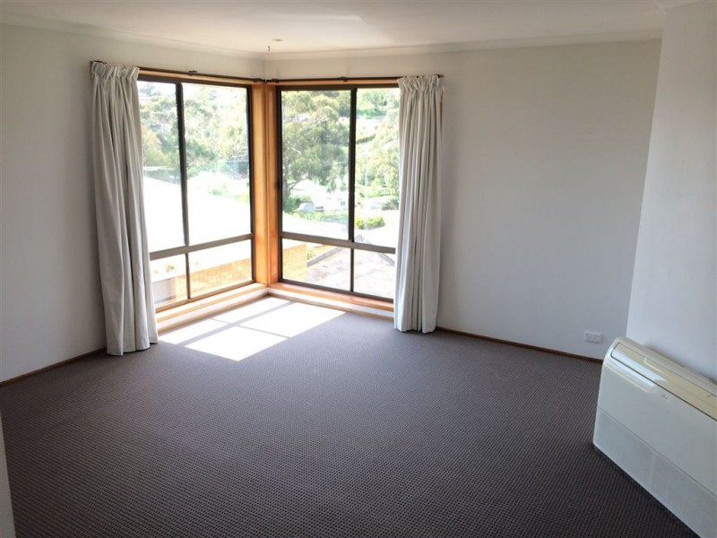 2/14 Madeline Court, Glenorchy TAS 7010