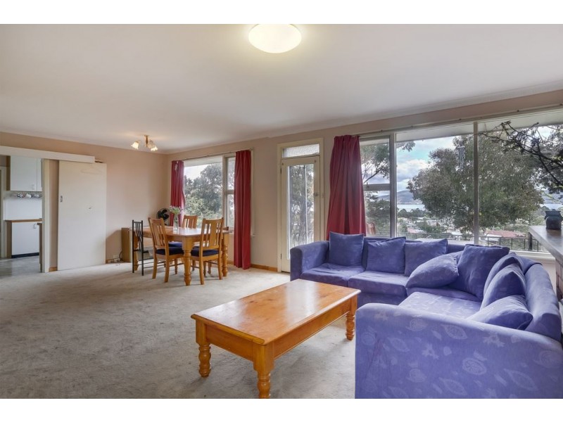 18 Sirius Street, Howrah TAS 7018