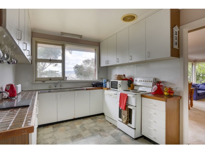 18 Sirius Street, Howrah TAS 7018
