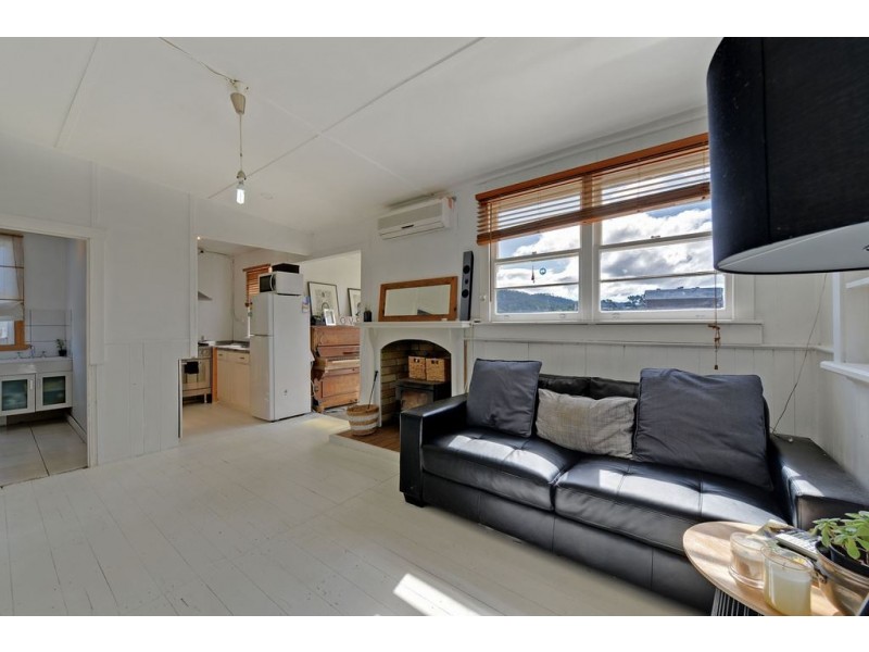 36 North Terrace, Lauderdale TAS 7021