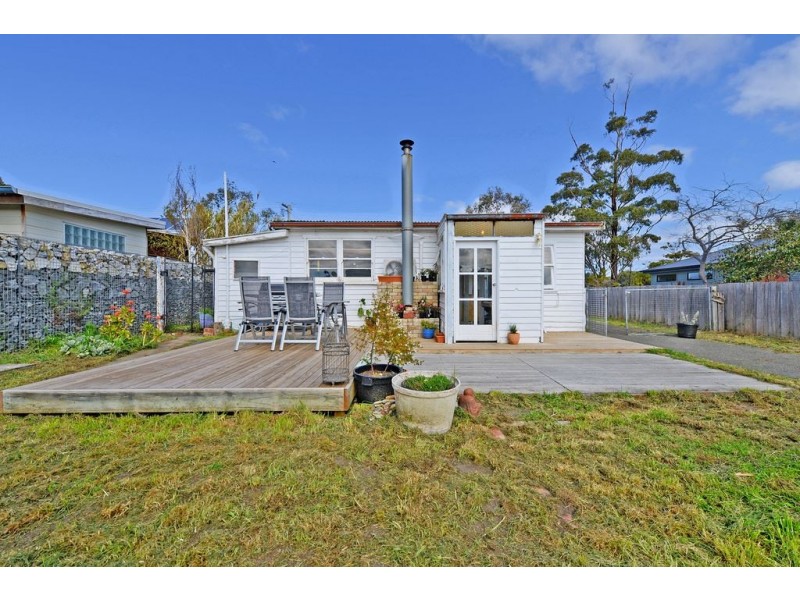36 North Terrace, Lauderdale TAS 7021