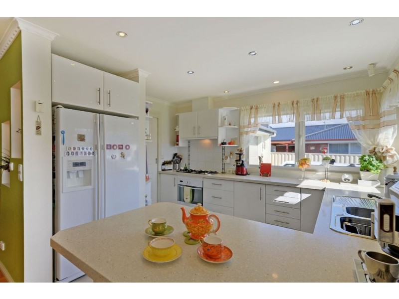 8 Henty Close, Old Beach TAS 7017