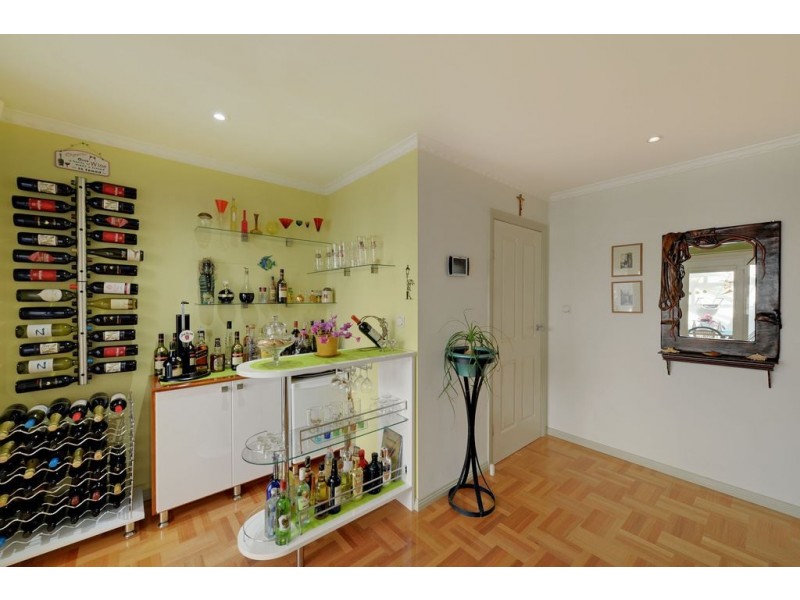 8 Henty Close, Old Beach TAS 7017
