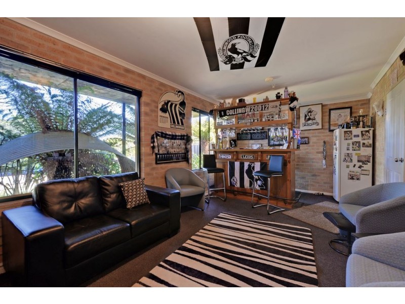 18 Calder Crescent, Blackmans Bay TAS 7052