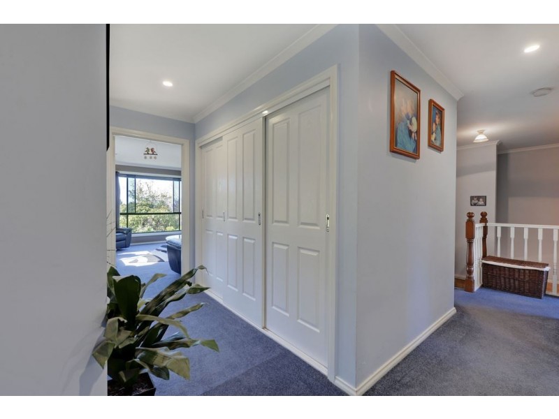 18 Calder Crescent, Blackmans Bay TAS 7052