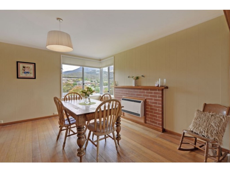 25 Devines Road, Glenorchy TAS 7010