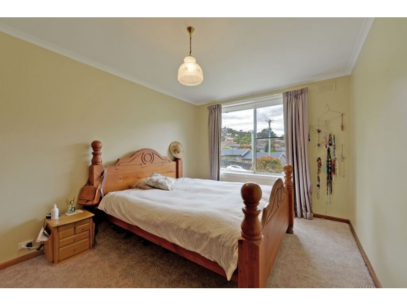 25 Devines Road, Glenorchy TAS 7010
