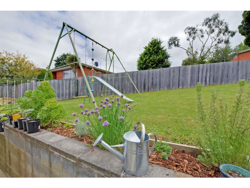 25 Devines Road, Glenorchy TAS 7010