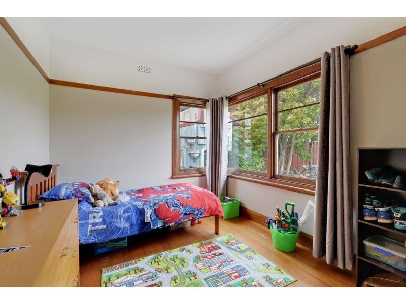8 Somerdale Road, Claremont TAS 7011
