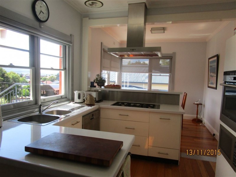 82 New Town Road, New Town TAS 7008