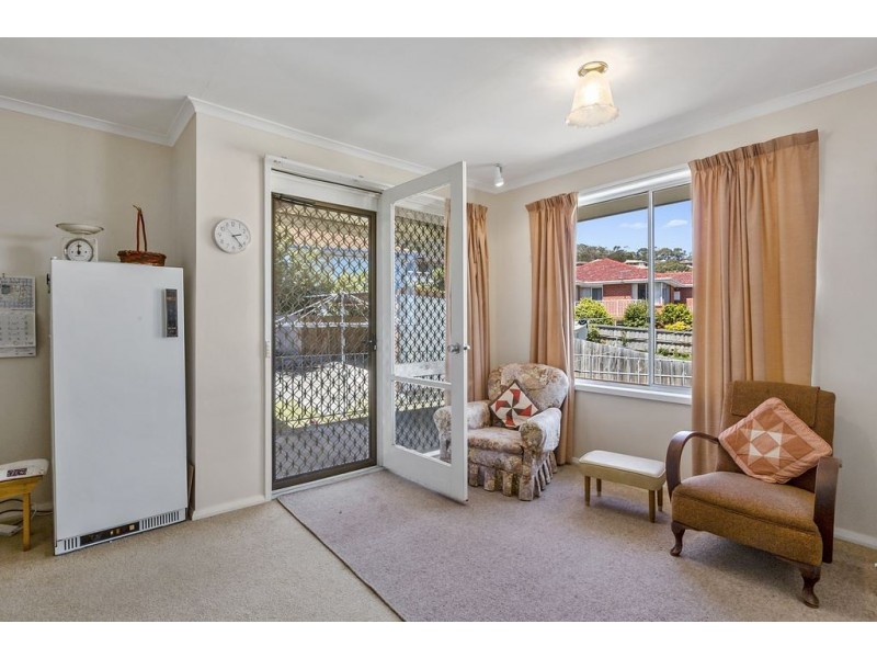 6 Orford Crescent, Howrah TAS 7018