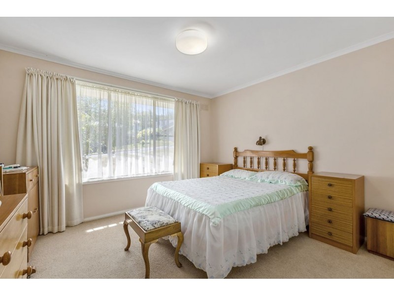 6 Orford Crescent, Howrah TAS 7018