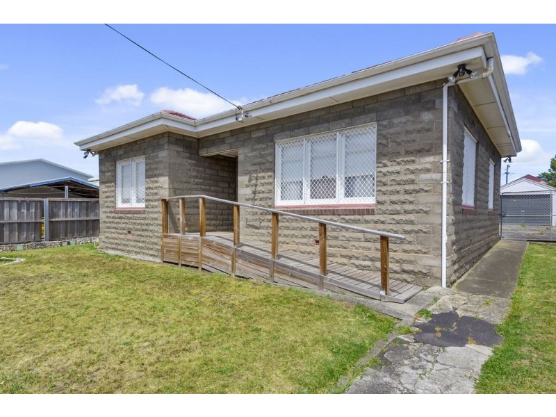 3 Pearl Street, Derwent Park TAS 7009