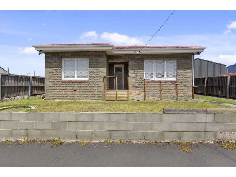 3 Pearl Street, Derwent Park TAS 7009
