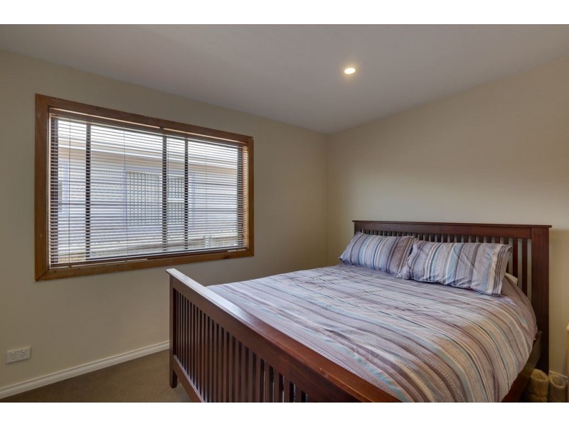 33 Dossiter Street, Bellerive TAS 7018