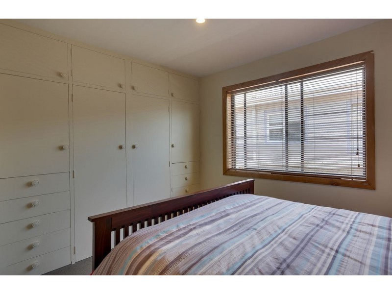 33 Dossiter Street, Bellerive TAS 7018