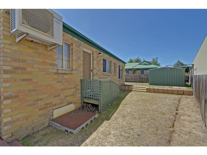 2/3 Church Street, Rokeby TAS 7019