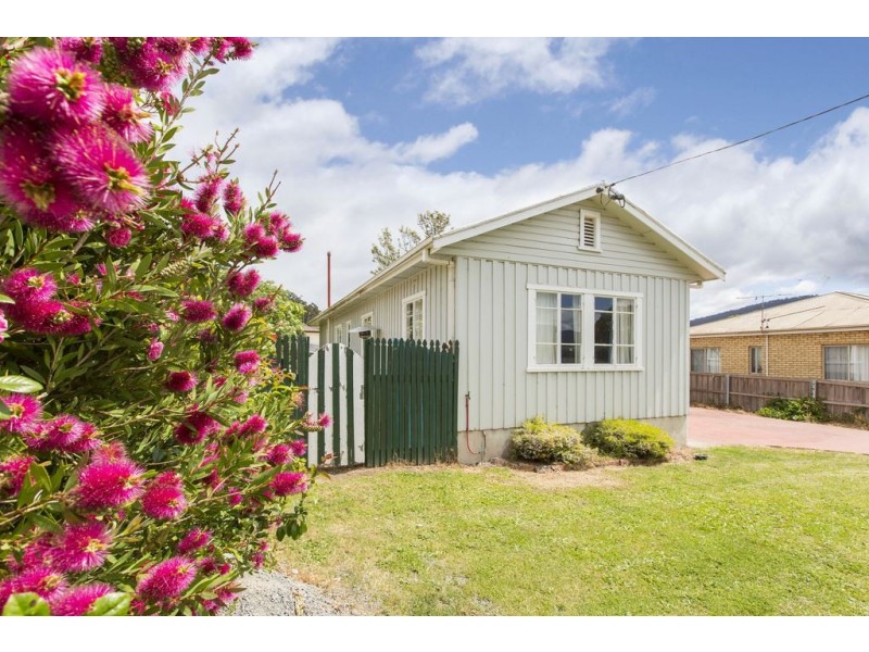 21 Kensington Street, New Norfolk TAS 7140