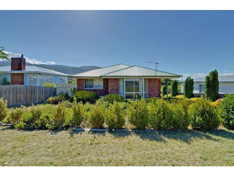 1/8 Stansbury Street, Glenorchy TAS 7010