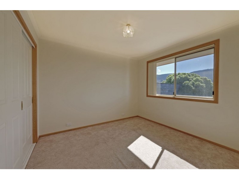 1/8 Stansbury Street, Glenorchy TAS 7010