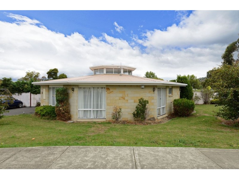 2 Cabernet Drive, Berriedale TAS 7011