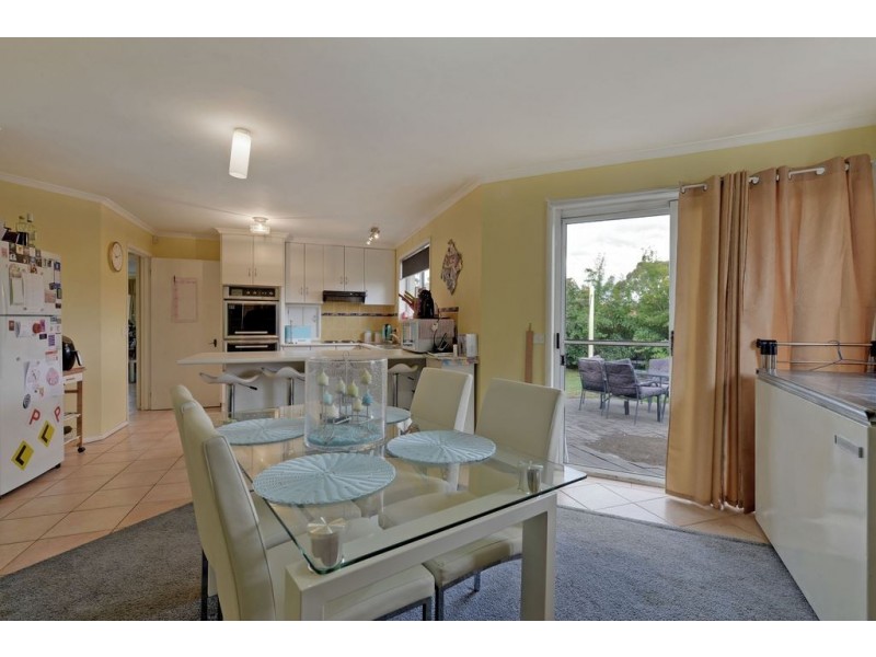 2 Cabernet Drive, Berriedale TAS 7011