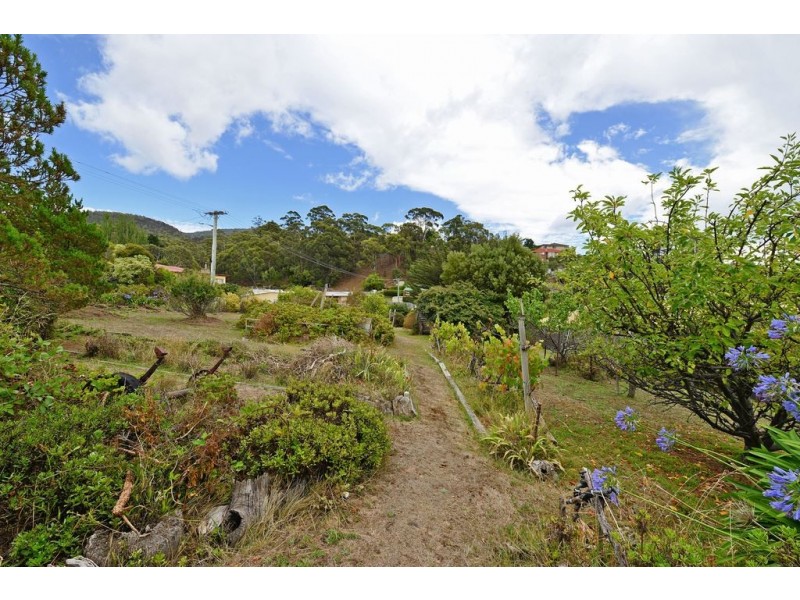 27 Paringa Road, Glenorchy TAS 7010