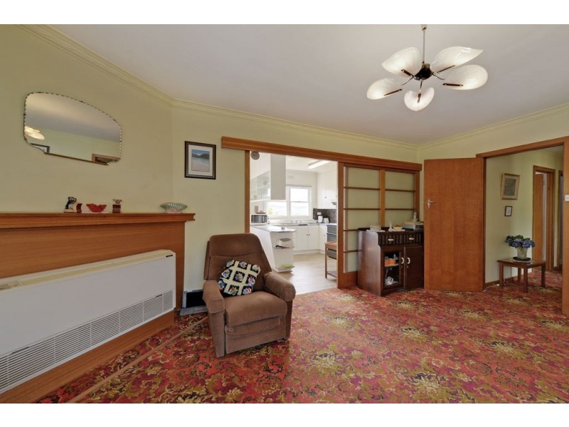 27 Paringa Road, Glenorchy TAS 7010