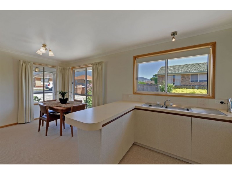 1/4 Dewbay Court, Claremont TAS 7011