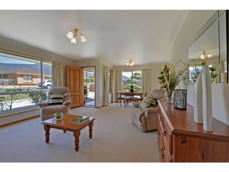 1/4 Dewbay Court, Claremont TAS 7011