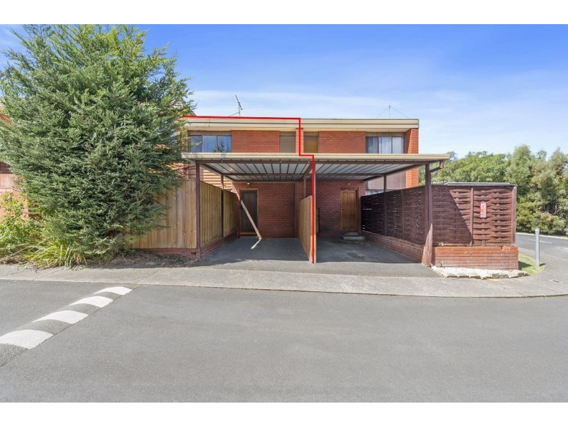 9/2 Clifford Court, Howrah TAS 7018