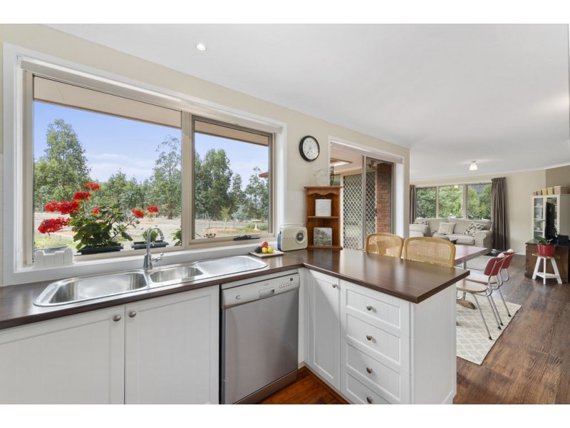 14 Narcissus Avenue, Dromedary TAS 7030