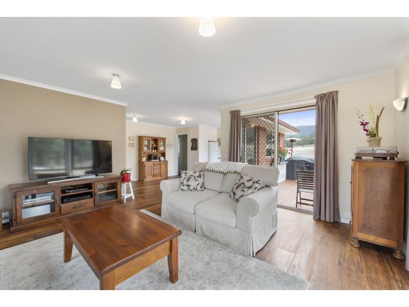 14 Narcissus Avenue, Dromedary TAS 7030