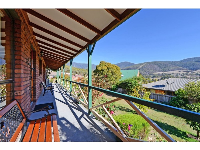1 Lucia Court, Glenorchy TAS 7010