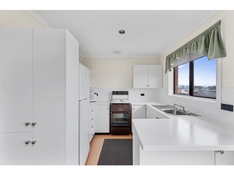 393 Village Drive, Kingston TAS 7050