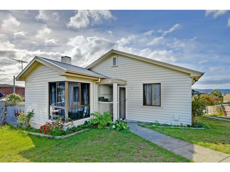 1 Norman Circle, Glenorchy TAS 7010