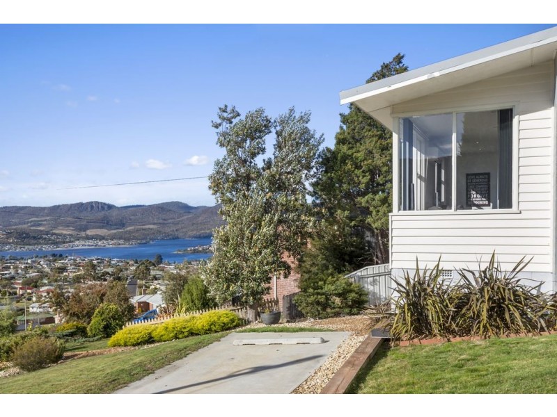 5/17-19 Spring Street, Claremont TAS 7011