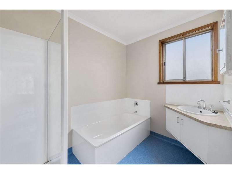 96 Lamprill Circle, Herdsmans Cove TAS 7030