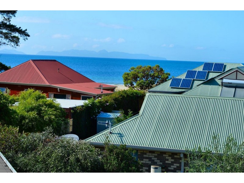 8 Sunny View Avenue, Swansea TAS 7190