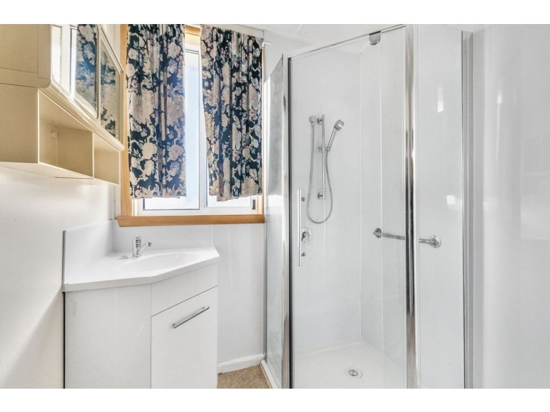 18 Magnolia Road, Risdon Vale TAS 7016