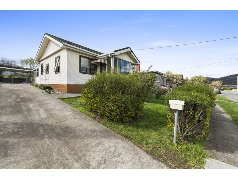 35 Hobart Road, New Norfolk TAS 7140