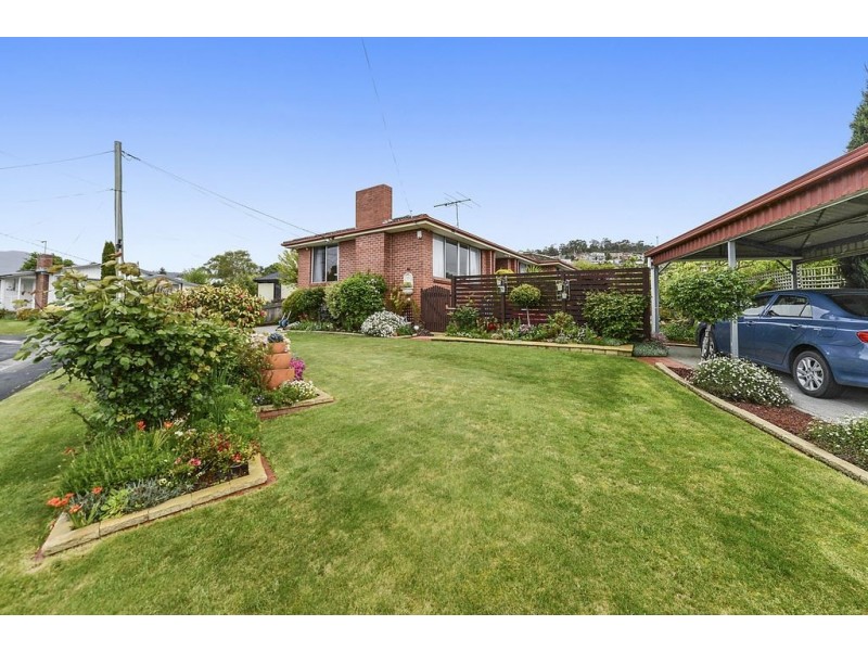 2 Wyralla Court, Austins Ferry TAS 7011