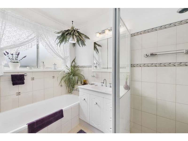2 Wyralla Court, Austins Ferry TAS 7011