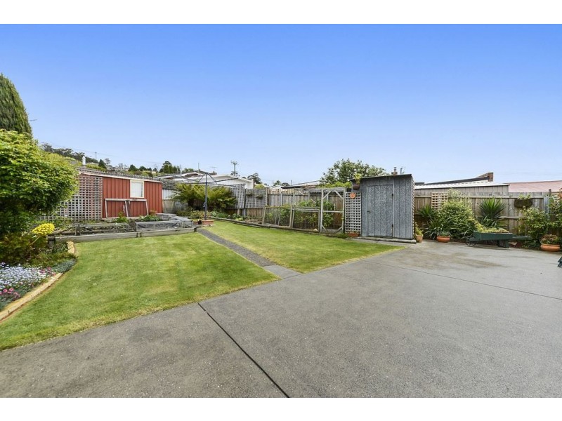 2 Wyralla Court, Austins Ferry TAS 7011