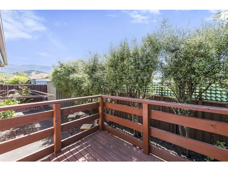 2/32 Lord Street, Sandy Bay TAS 7005