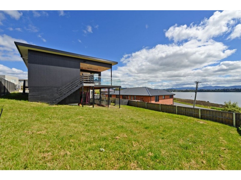 3 Akamas Drive, Granton TAS 7030