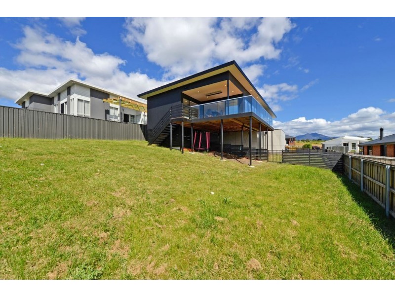3 Akamas Drive, Granton TAS 7030